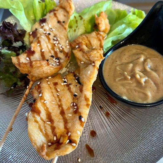 6. Gegrillte Hühnerspieße (2 Stück)